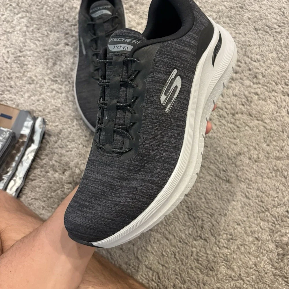 Skechers Arch Fit Men Shoe Size 10 Extra Wide 4E Casual Walk Leisure Gym 232709